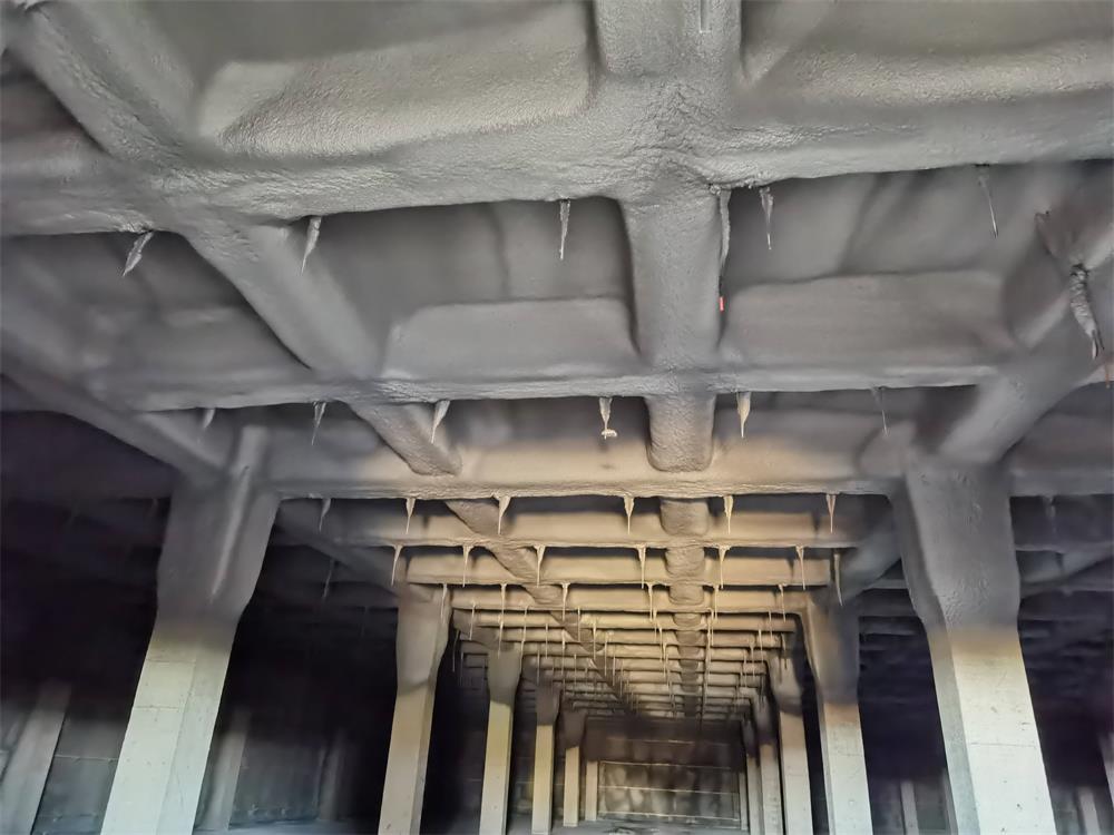 聚氨酯保溫噴涂是不是越厚越貴？